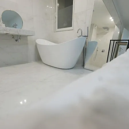 Luxrem 4 Apartment *